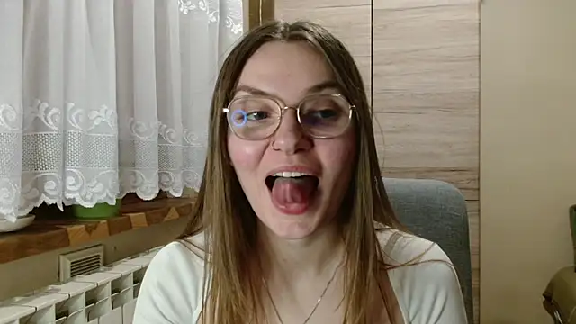 LooveELLYx's cam snapshot