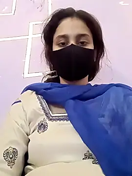 magicmoment00786's cam snapshot