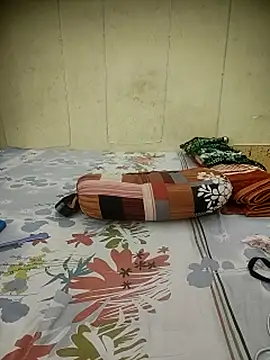 Snaya-baby's cam snapshot