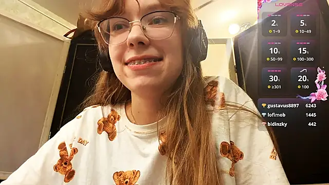 JuneCooper's cam snapshot