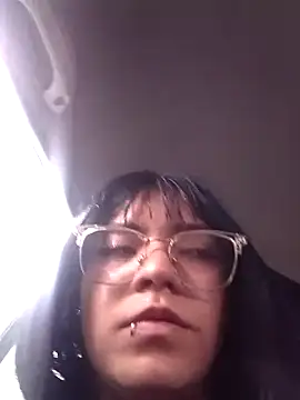 angie_rousse_'s cam snapshot