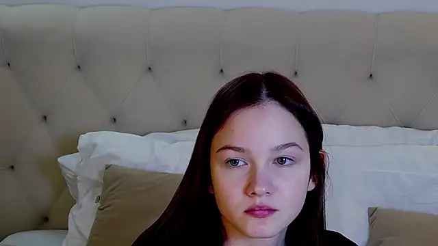 MichelleRoux's cam snapshot