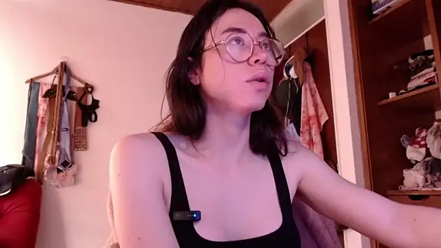 emily_pearl_ live sex cam