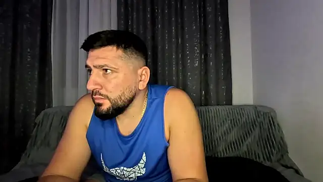 Gold_Alpha_Boy live sex cam