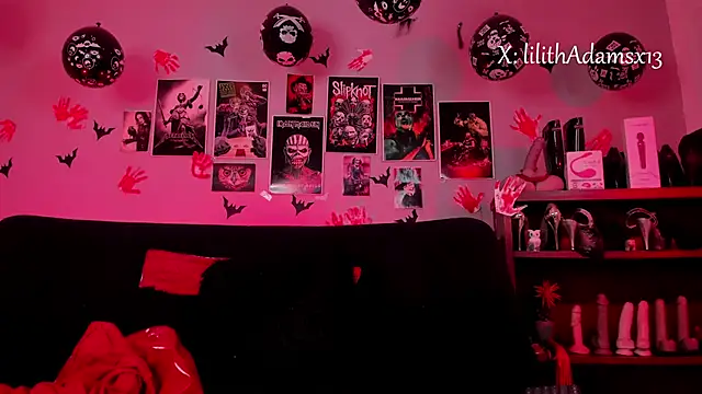 lilith-deveraux's cam snapshot