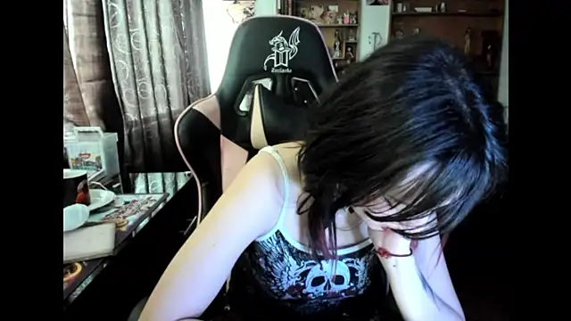 Maki_Zein_'s cam snapshot