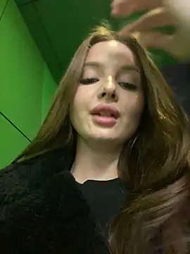 KrisMagnoly's cam snapshot