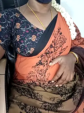 Tamil-hotwife's cam snapshot