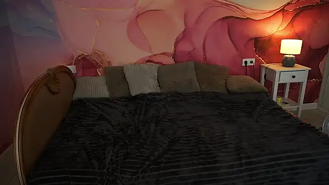 MagicPeachh_'s cam snapshot