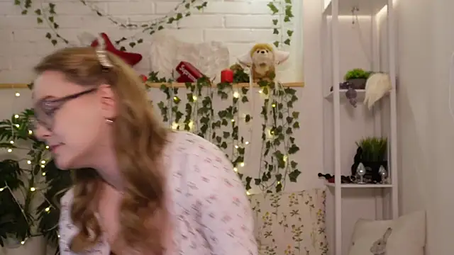 MonicaAsis live sex cam