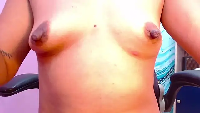 Amy_Ronan's cam snapshot