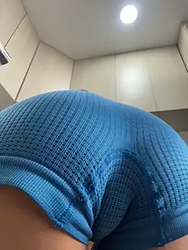 Brunettecollins05's cam snapshot