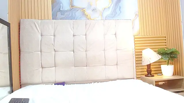 martinasmith303av's cam snapshot