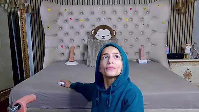 PlayfulShow's cam snapshot