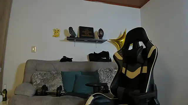 julian_wallace live sex cam