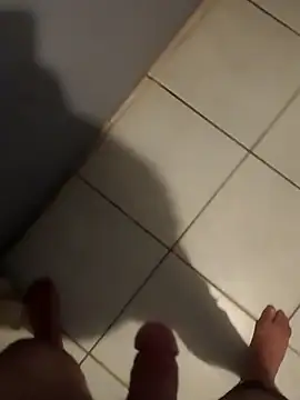 cesarcampos2210's cam snapshot