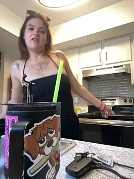 SafeinouterSpace's cam snapshot