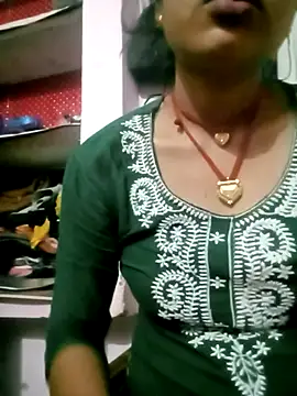 Hot-yuo84's cam snapshot