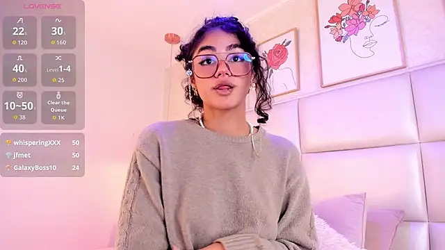 Puffy_Hearts's cam snapshot