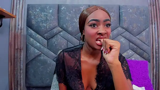 dalilaqueen's cam snapshot