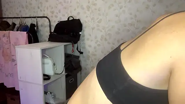 BunnyTiedeman's cam snapshot