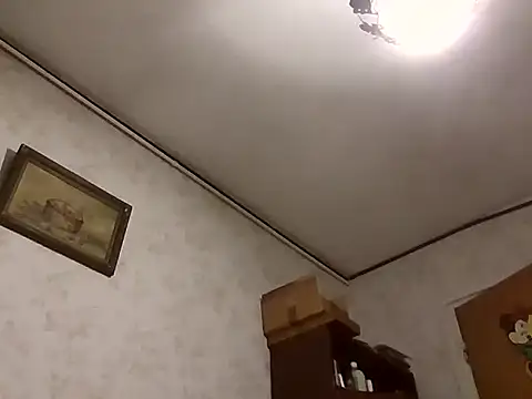 mariusica1@xh's cam snapshot