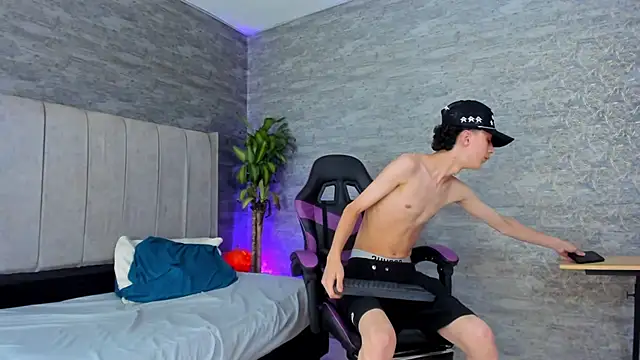 ArthurCox live sex cam