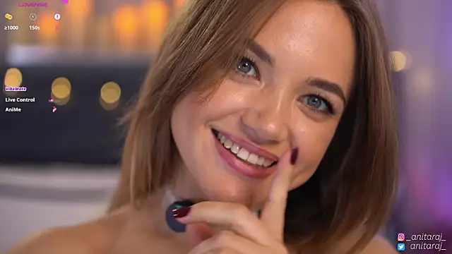 anitaraj_'s cam snapshot