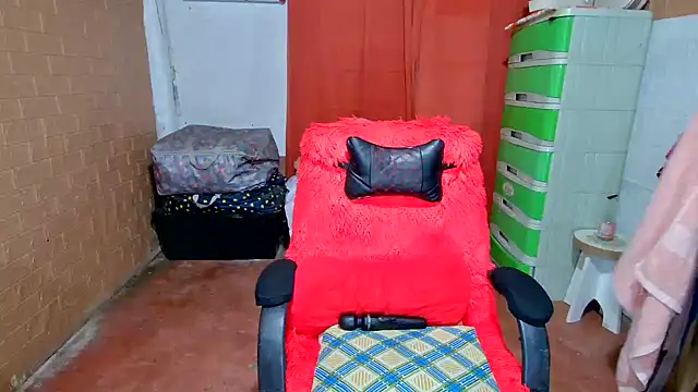 Ugly-Filipina's cam snapshot