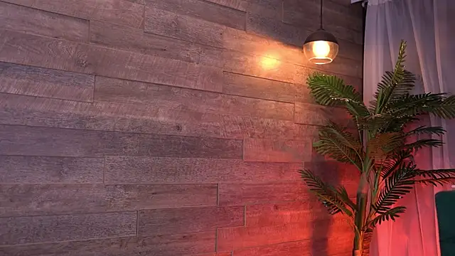 TanyaVonDe's cam snapshot