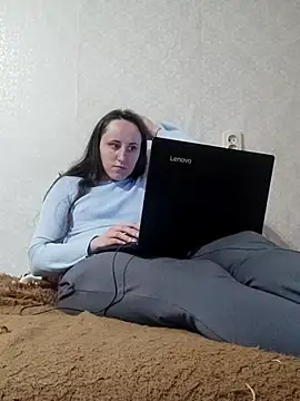 emeli_moon's cam snapshot