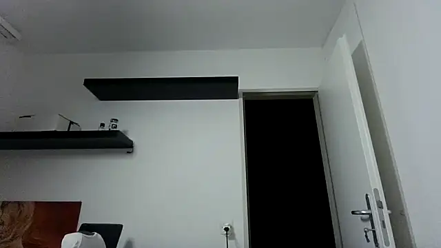 alpha-hunk live sex cam