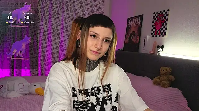 LilithPoison's cam snapshot