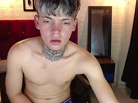 frankboyx's cam snapshot