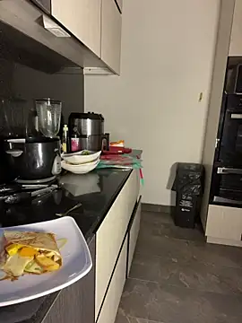 MaddyGray_'s cam snapshot