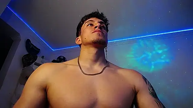 strongboy_ live sex cam