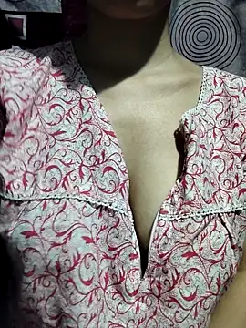 EngravedCecropia's cam snapshot