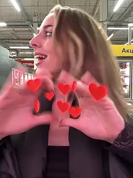 LoraaDoll's cam snapshot