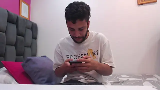 Juan_FelipeX01's cam snapshot