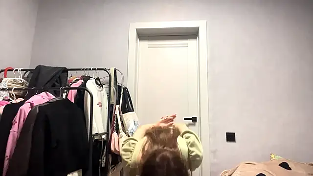 WildPeachh's cam snapshot