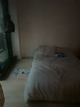 elliepixie's cam snapshot