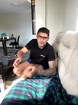 roa_alee's cam snapshot