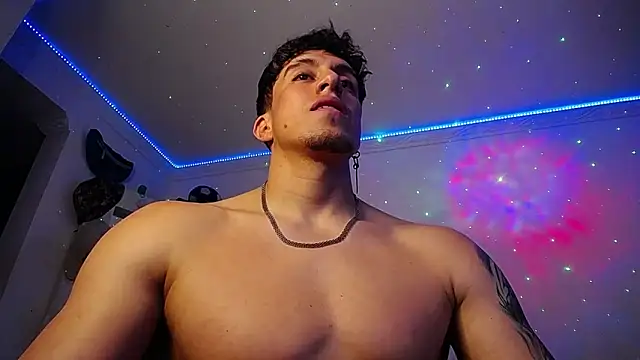 strongboy_'s cam snapshot