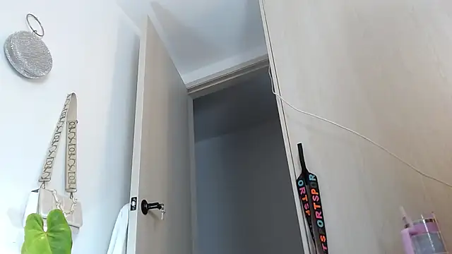 Camila_Torresss's cam snapshot