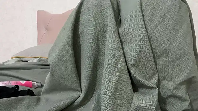 Sutgibiezgi's cam snapshot