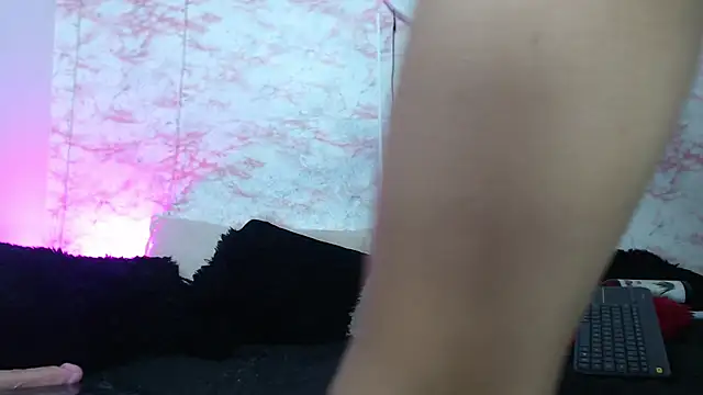 lyan_hots's cam snapshot