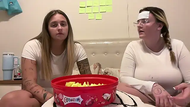 Sexyyduoxx live sex cam