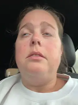 hornykitty1210's cam snapshot