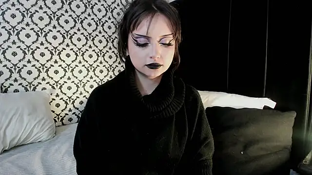 Adeelinee's cam snapshot