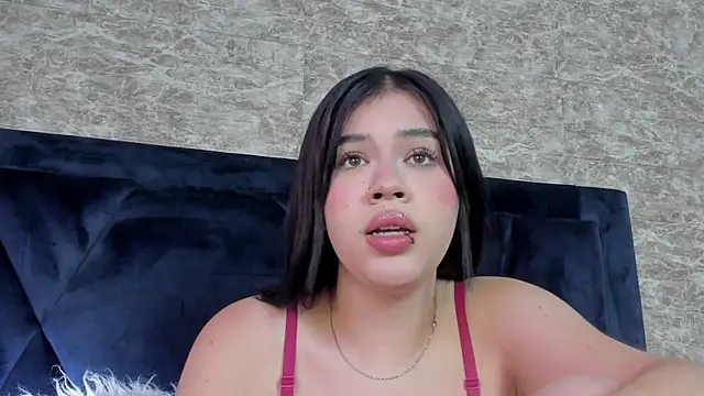 Lily_Woodz's cam snapshot